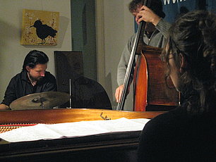 Laia Genc Trio